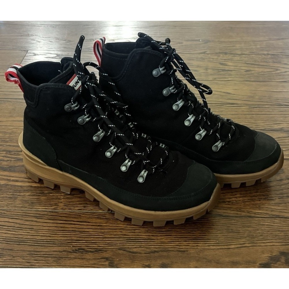 Hunter Canvas Desert Commando Boot Womens in Black/Gum Size 9 Worn Once